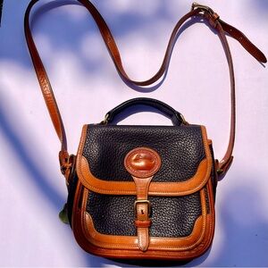 Dooney and Bourke hand bag